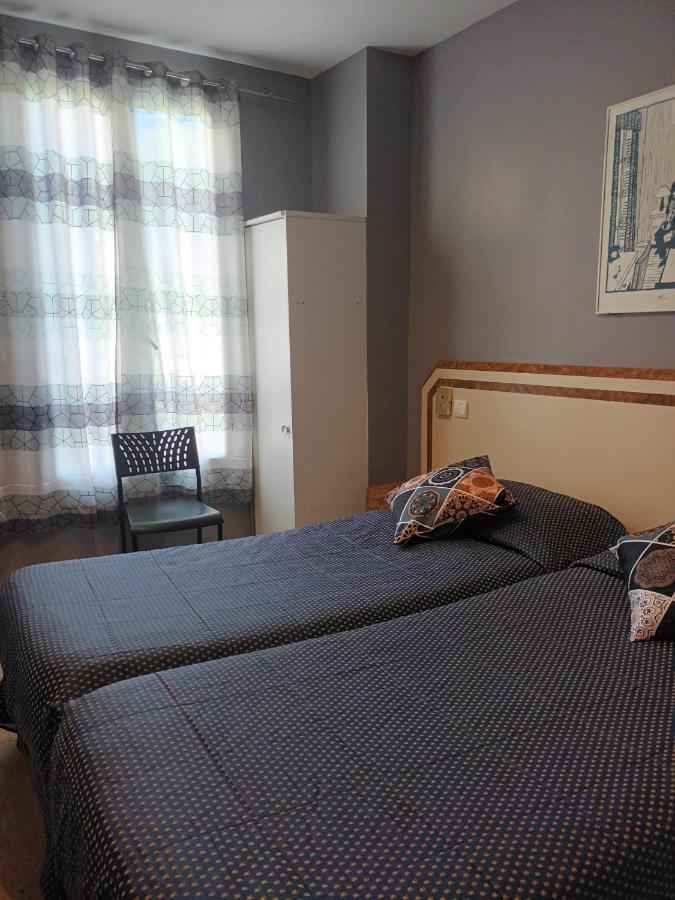 Hotel Azur Montmartre Paris Eksteriør bilde